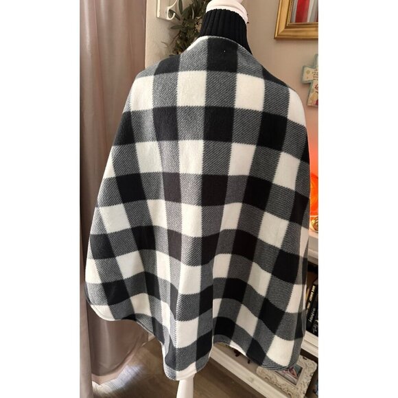 Le Moda Black and White Buttalo Check Zip Up Kimono - Picture 3 of 6